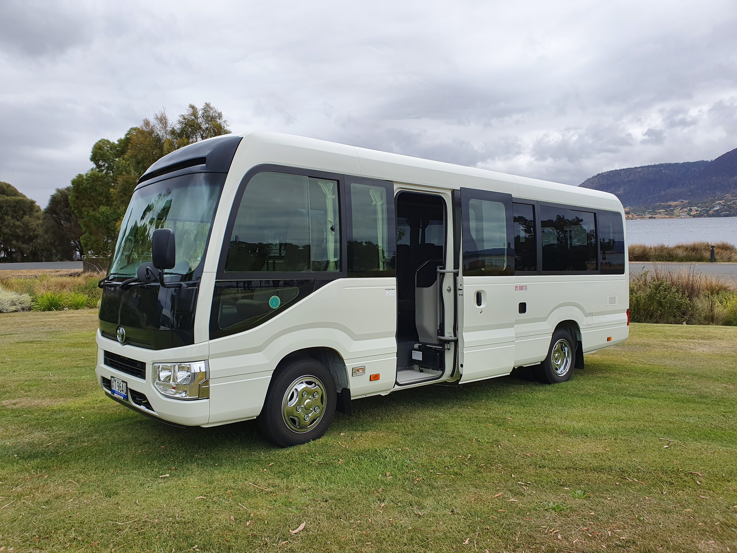 Rwanda group car,Rwanda Multi Country,Trip Guide with Car Rental in 2026