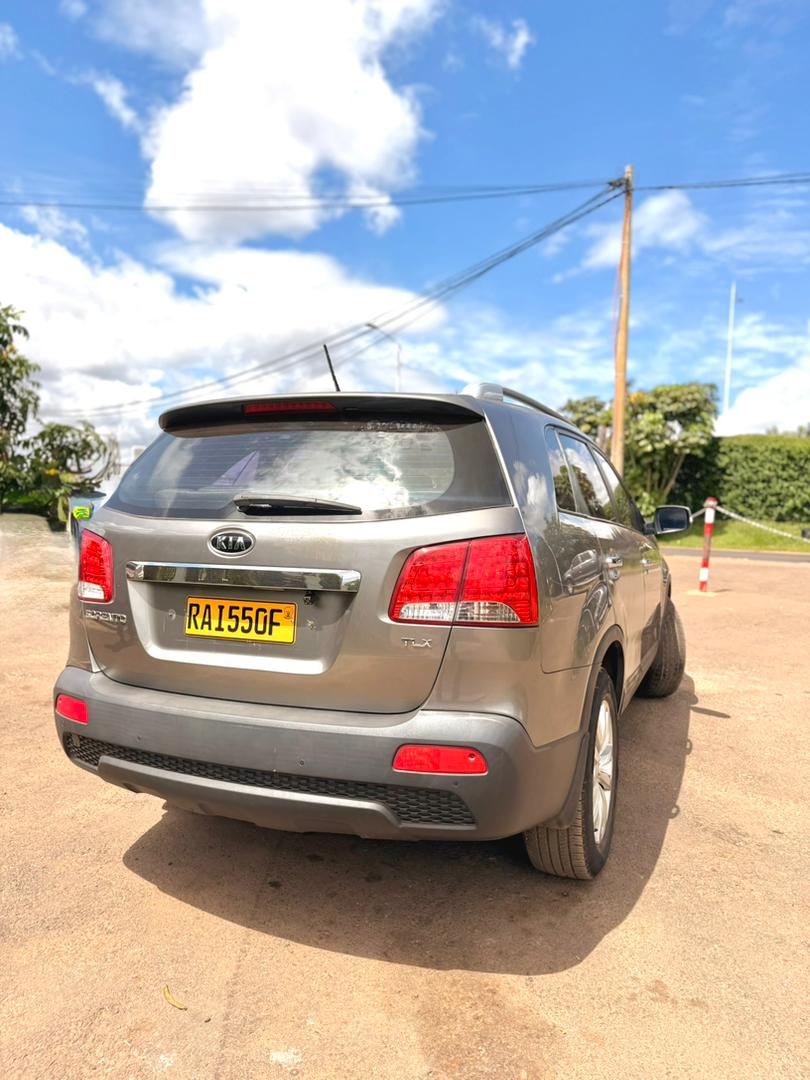 Rwanda business car hire options,Self-drive Rwanda safari,Rwanda Safari Vehicle,Akagera National Park,Akagera Rooftop Tent,Rwanda Luxury SUV,Rwanda Self Drive Rules Guid,Rwanda Self Drive ,Rwanda Safari Land Cruiser Guide for Wildlife Tour Planning